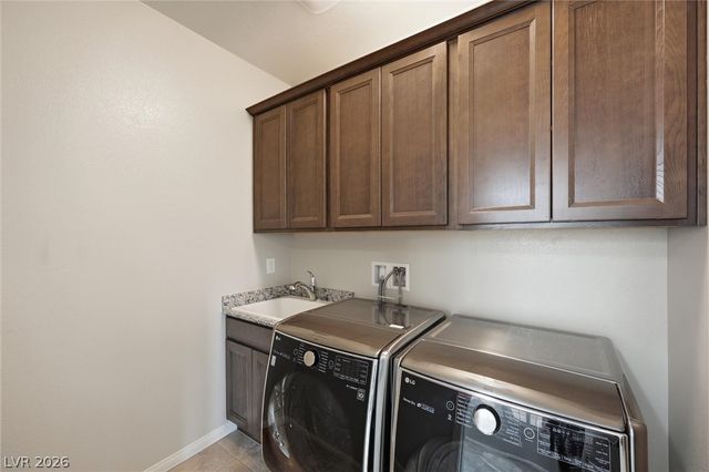 6158 Hays Cove Court, Las Vegas, NV 89148