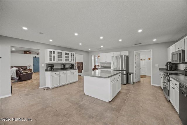 9750 BROCKHAM Court, Jacksonville, FL 32221