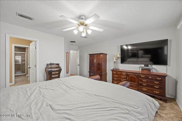 9750 BROCKHAM Court, Jacksonville, FL 32221