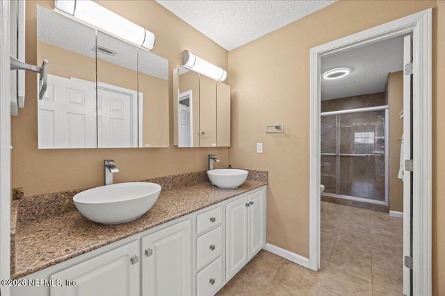 9750 BROCKHAM Court, Jacksonville, FL 32221