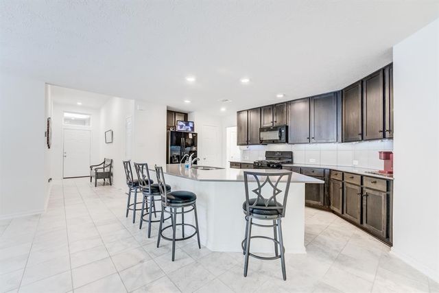 3949 Eagle Nest Lake Lane, Magnolia, TX 77354