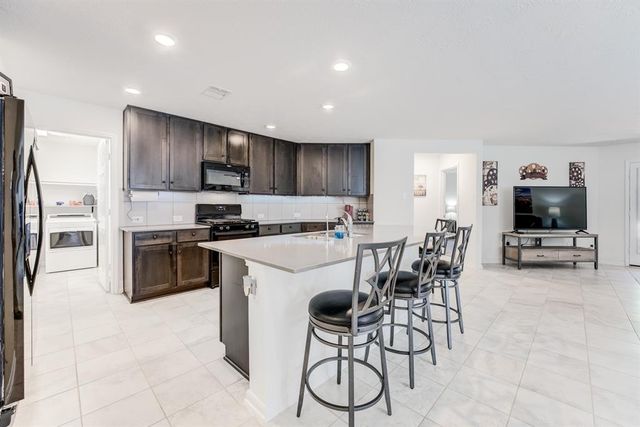 3949 Eagle Nest Lake Lane, Magnolia, TX 77354