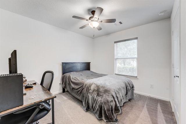 3949 Eagle Nest Lake Lane, Magnolia, TX 77354