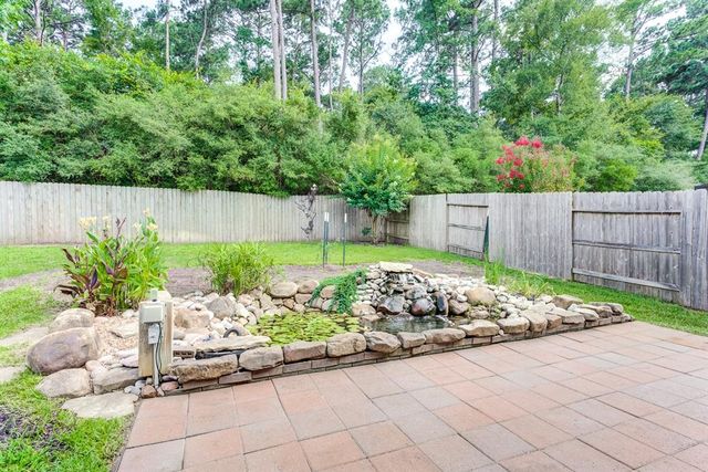 3949 Eagle Nest Lake Lane, Magnolia, TX 77354
