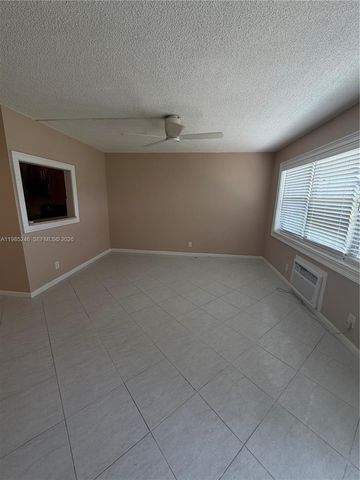 355 Sheffield O 355, West Palm Beach, FL 33417