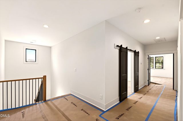 909 Oberlin Road, Raleigh, NC 27605