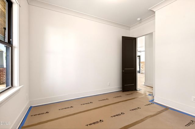 909 Oberlin Road, Raleigh, NC 27605