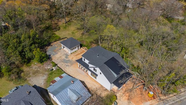 909 Oberlin Road, Raleigh, NC 27605