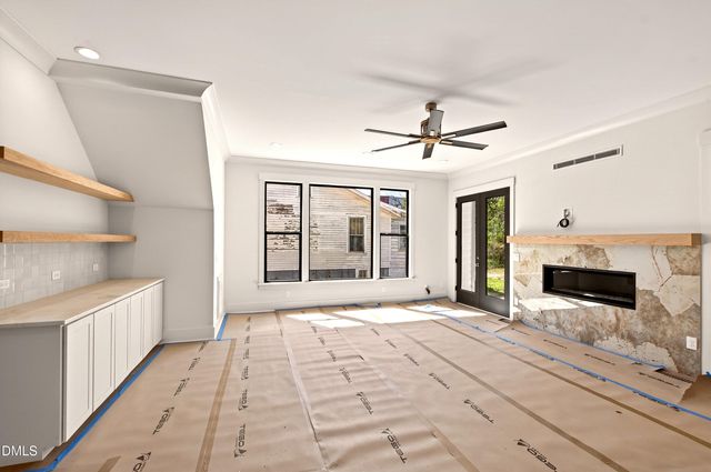 909 Oberlin Road, Raleigh, NC 27605