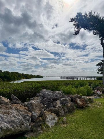 731 MANATEE AVENUE 731, Holmes Beach, FL 34217