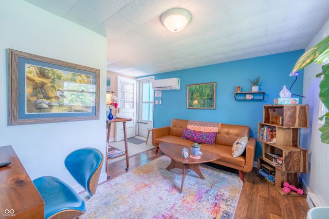 1101 S Rogers Street S, Bloomington, IN 47403