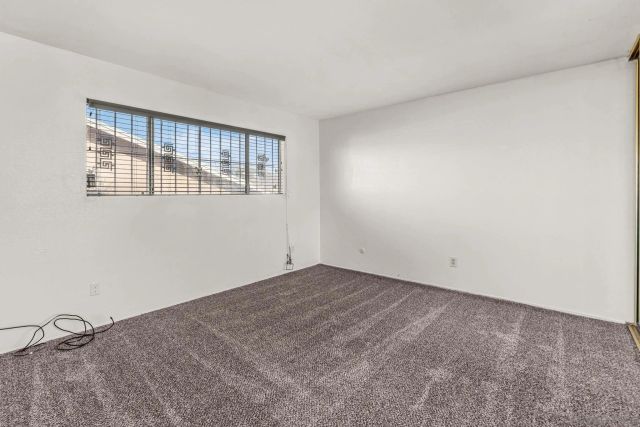 5825 Old Memory, San Diego, CA 92114