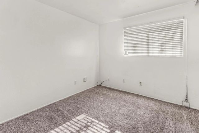 5825 Old Memory, San Diego, CA 92114