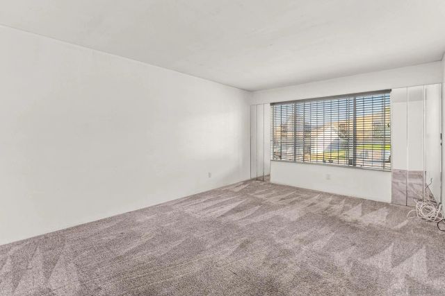 5825 Old Memory, San Diego, CA 92114