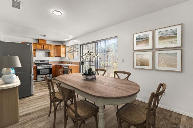 5825 Old Memory, San Diego, CA 92114