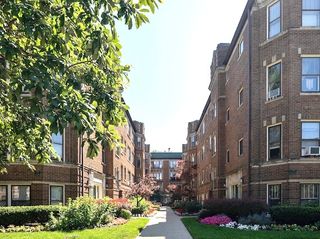 719 Hinman Avenue 2E, Evanston, IL 60202
