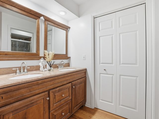 5187 ALDER Court, Gurnee, IL 60031