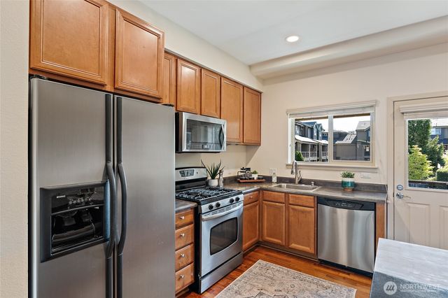 4824 Pointes Drive, Mukilteo, WA 98275