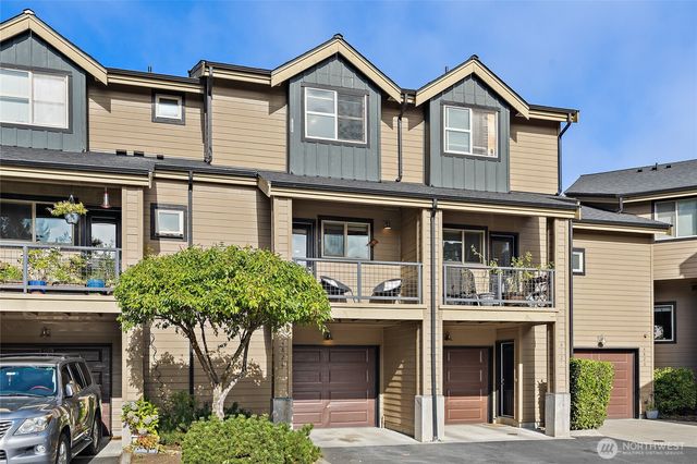 4824 Pointes Drive, Mukilteo, WA 98275