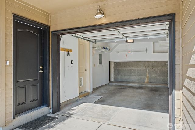 4824 Pointes Drive, Mukilteo, WA 98275