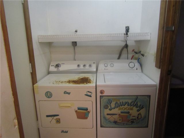 113 E Church Ave, Masontown, PA 15461