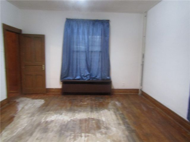 113 E Church Ave, Masontown, PA 15461