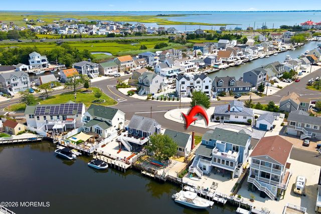 15 Joshua Drive, Manahawkin, NJ 08050