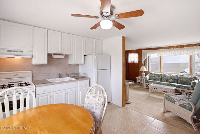 15 Joshua Drive, Manahawkin, NJ 08050