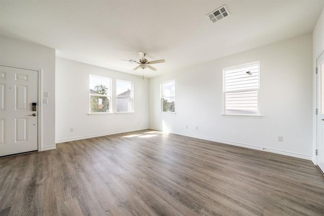 123 Watkinville RD, Hutto, TX 78634