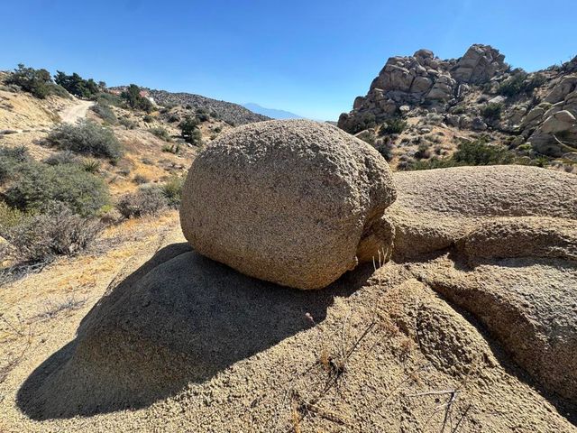 5990 Acoma Trail, Yucca Valley, CA 92284