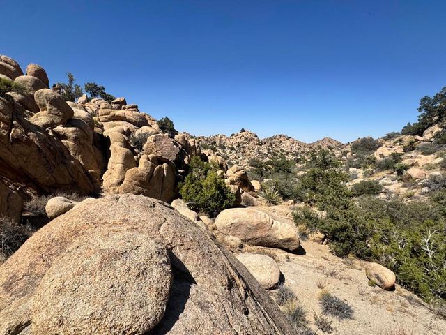 5990 Acoma Trail, Yucca Valley, CA 92284