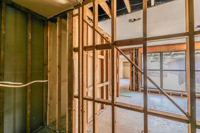 2900 Ryan Place Drive, Fort Worth, TX 76110