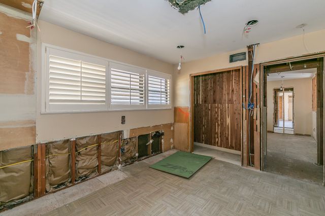 2900 Ryan Place Drive, Fort Worth, TX 76110