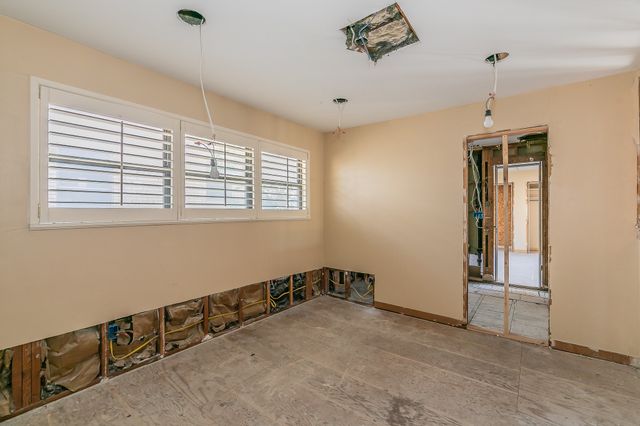 2900 Ryan Place Drive, Fort Worth, TX 76110