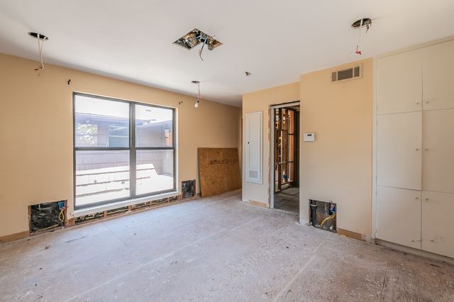 2900 Ryan Place Drive, Fort Worth, TX 76110