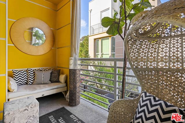 2217 Branden Street, Los Angeles, CA 90026