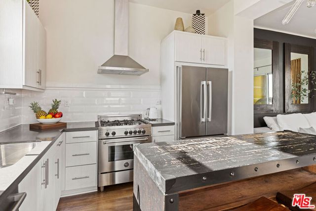 2217 Branden Street, Los Angeles, CA 90026