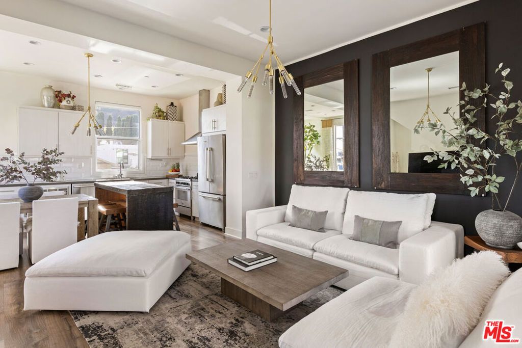 2217 Branden Street, Los Angeles, CA 90026