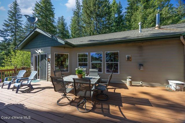 17461 N RIGHT FORK RD, Hauser, ID 83854