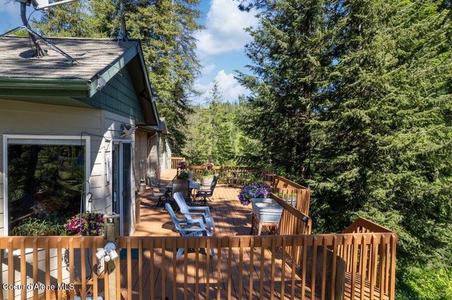 17461 N RIGHT FORK RD, Hauser, ID 83854