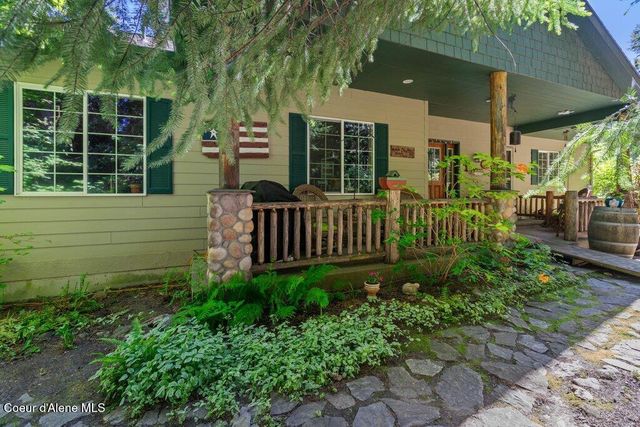 17461 N RIGHT FORK RD, Hauser, ID 83854