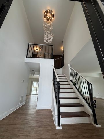 4645 Milford Avenue, Oak Forest, IL 60452