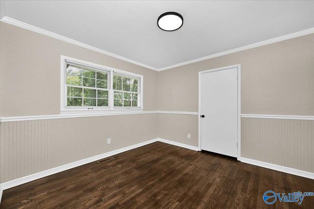300 Longhorn Pass NW, Hartselle, AL 35640