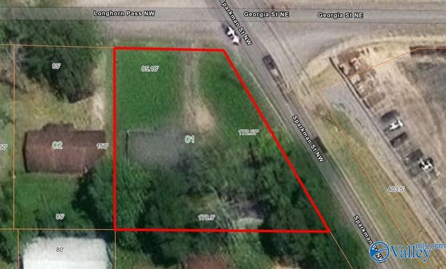 300 Longhorn Pass NW, Hartselle, AL 35640