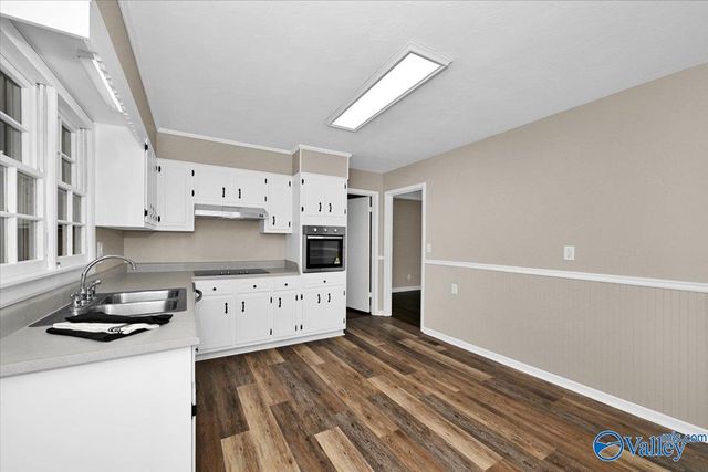 300 Longhorn Pass NW, Hartselle, AL 35640