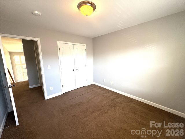 2912 White Willow Road, Charlotte, NC 28273