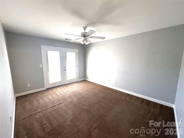 2912 White Willow Road, Charlotte, NC 28273