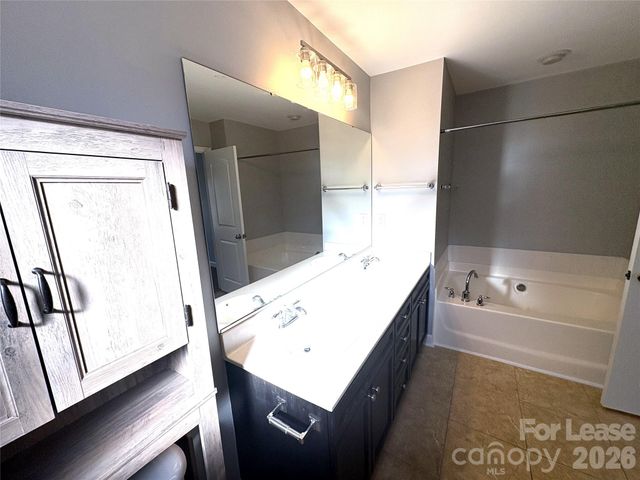 2912 White Willow Road, Charlotte, NC 28273