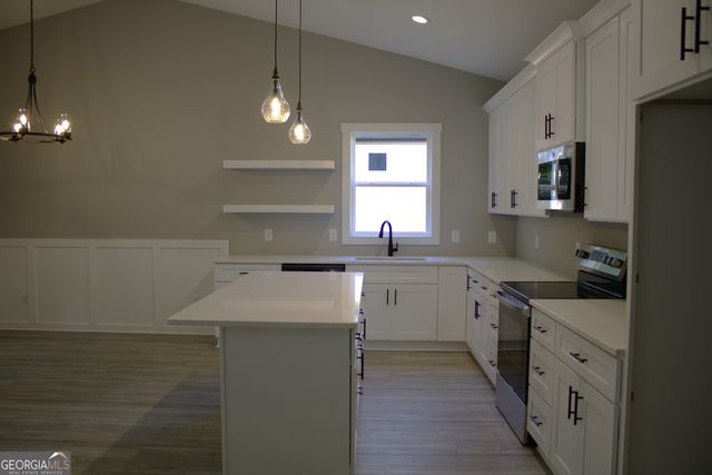 247 North Point Circle, Hartwell, GA 30643