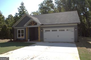 247 North Point Circle, Hartwell, GA 30643